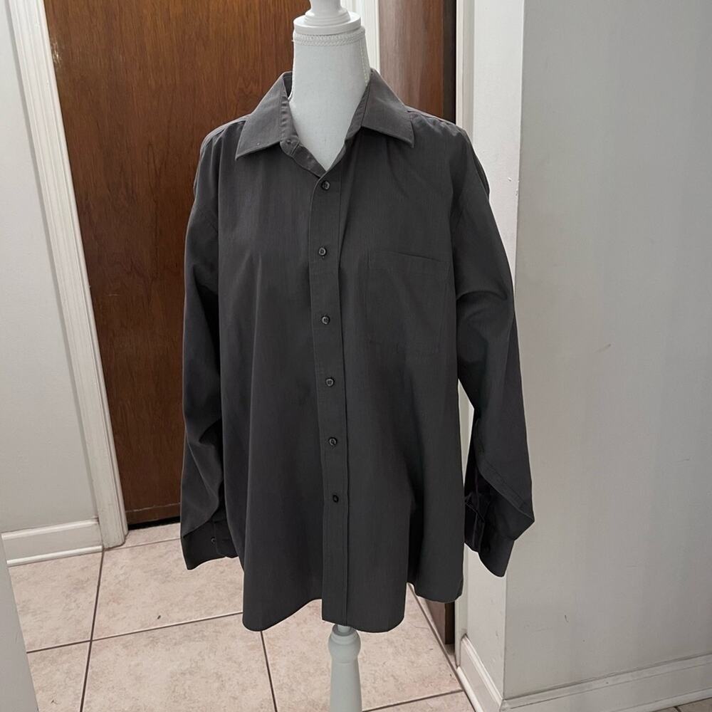 DONALD Trump collection gray button up dress shirt size 17.5